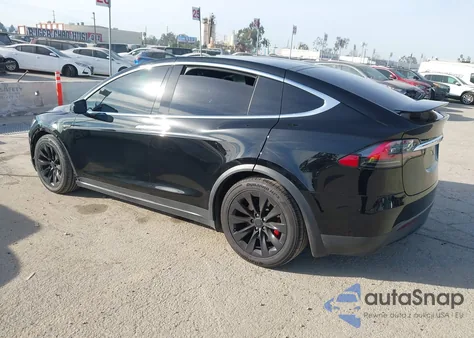 2016 Tesla Model X 60D/70D/75D/90D из США, поврежденный, VIN 5YJXCAE22GF006531